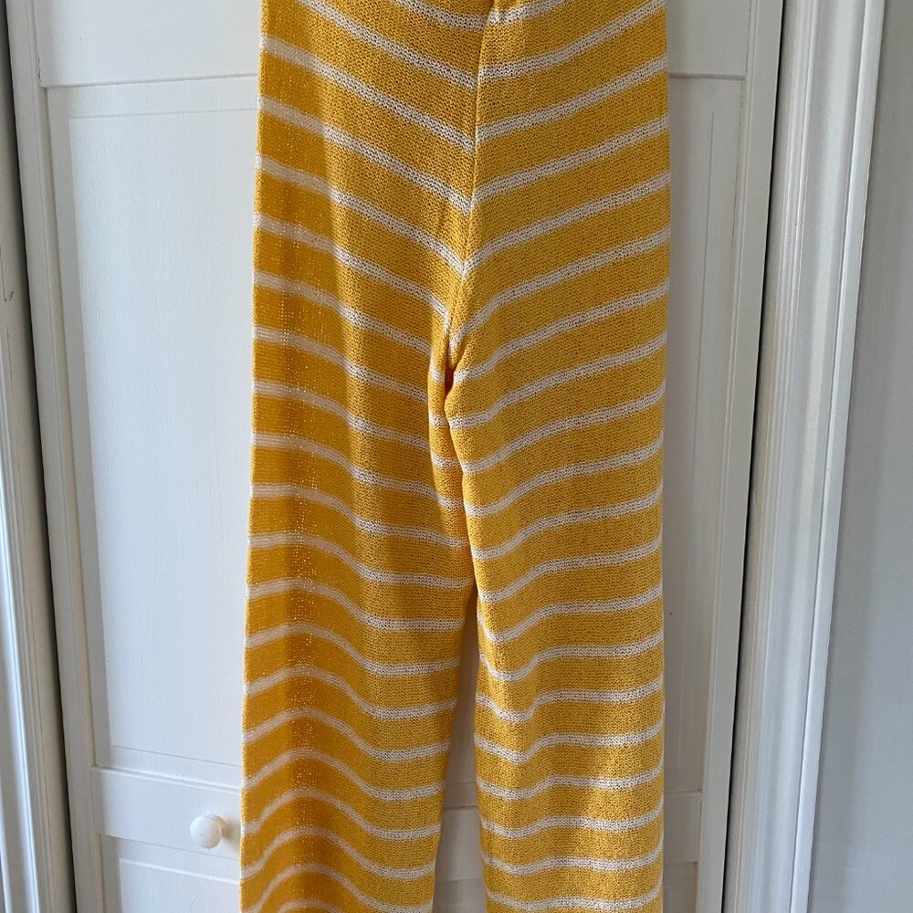 #47 - Zara yellow and white 2 piece lounge wear set with tags - Picture 3 of 12
